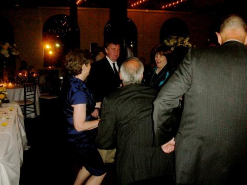 528652_2060825882491_500852908_n