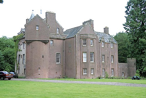 Colliston_Castle_(Angus)