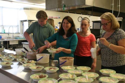 10615971_715291388525480_4799682692697774249_n