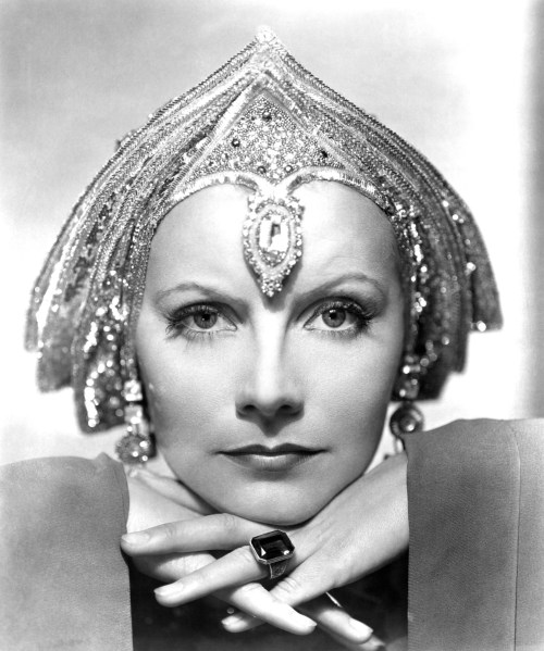 Garbo, Greta (Mata Hari)_01