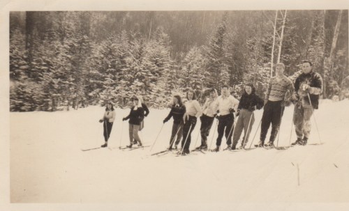 Middlebury skiers
