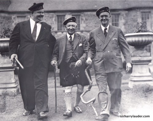 sir-harry-with-laurel-and_med