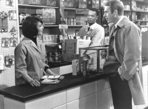 6584-romans_z_nieznajomym_001-700x700