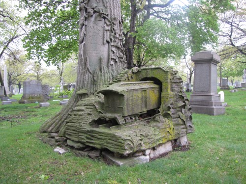 george-s-bang-monument-rosehill-cemetery