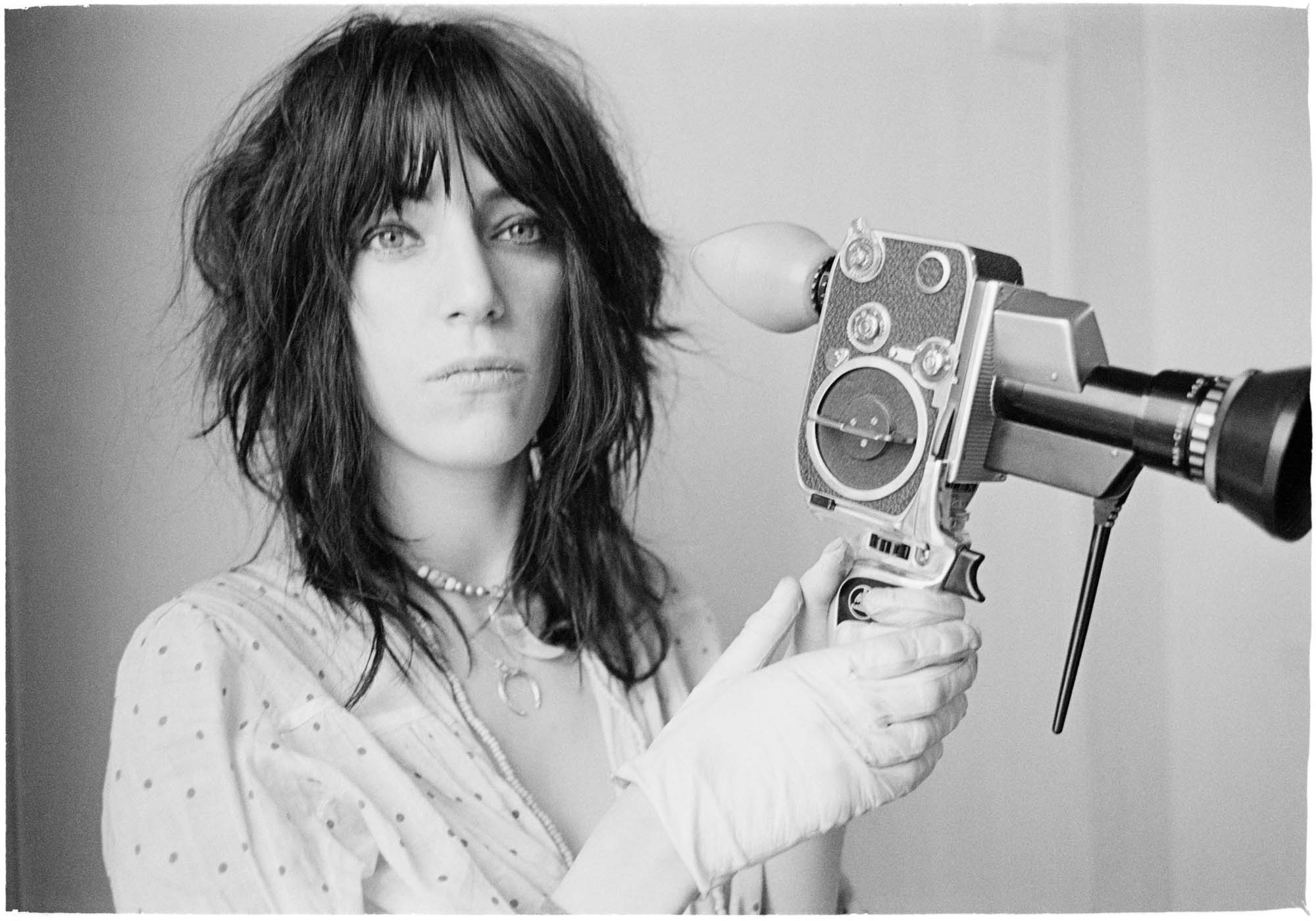 004-patti-smith-theredlist.jpg